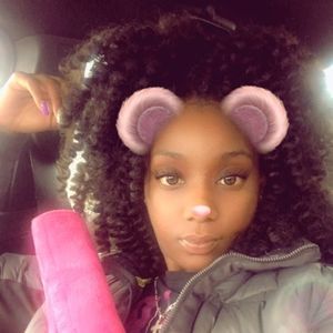 Meet your Posher, Arianna